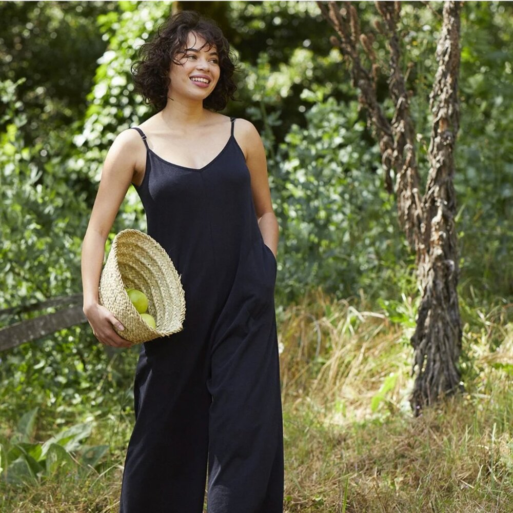 Coyuchi Solstice Organic Romper Deep Graphite (black) size S